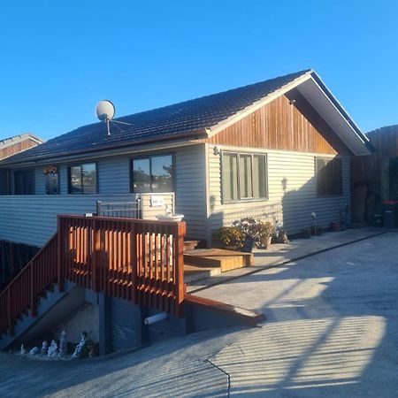 Auckland Airport Holiday Home In The Greens Exterior photo